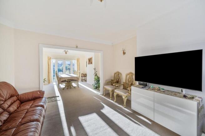 Davidson Frost-Wellings, DFW, Howberry Road, Livin