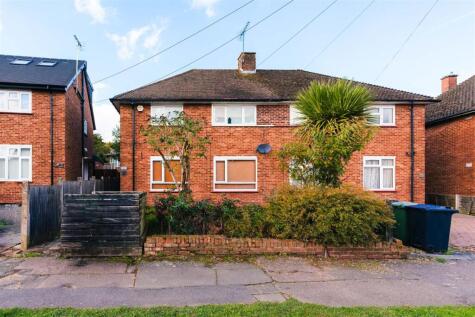 Binyon Crescent, Stanmore, HA7