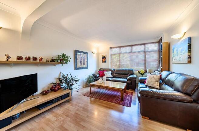 Davidson Frost-Wellings, DFW, Kynance Gardens, Sta