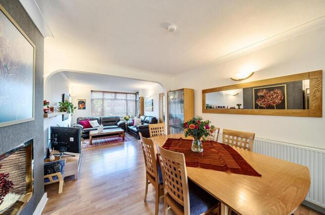 Davidson Frost-Wellings, DFW, Kynance Gardens, Sta