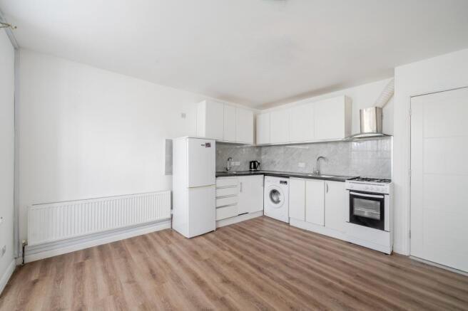 Davidson Frost-Wellings, DFW Goldbeaters Grove, Ki