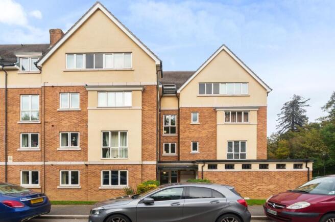 Davidson Frost-Wellings, DFW, Capel Crescent, Stan