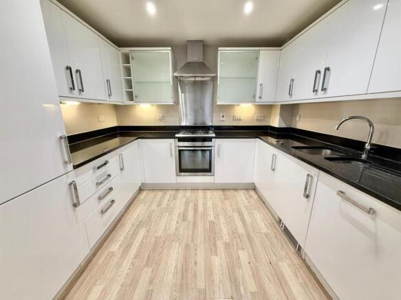 Davidson Frost-Wellings, DFW, Casel Court, Kitchen