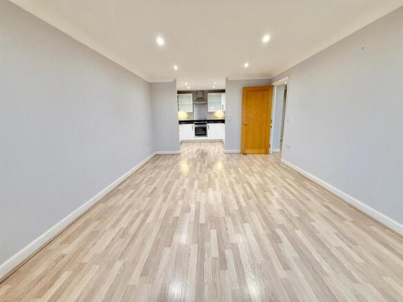 Davidson Frost-Wellings, DFW, Casel Court, Living