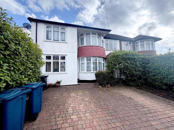 Davidson Frost-Wellings, DFW Gordon Avenue, Extern