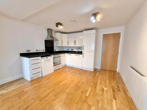 Davidson Frost-Wellings, DFW Gordon Avenue, Kithen