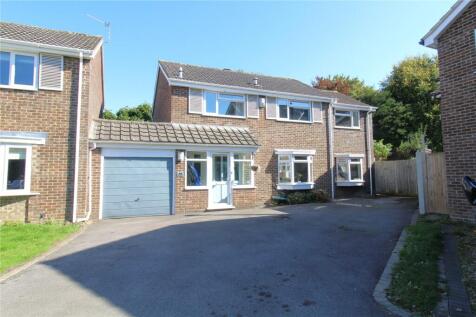 Hawk Close, Basingstoke, Hampshire, RG22