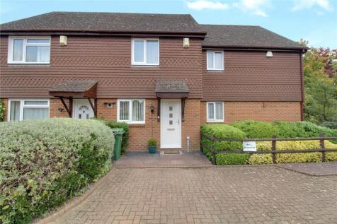 Arlott Drive, Basingstoke, Hampshire, RG21