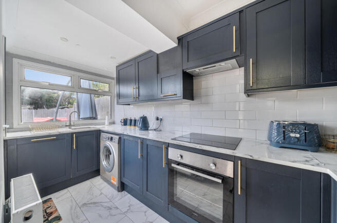 1372705-13-68ff9c...