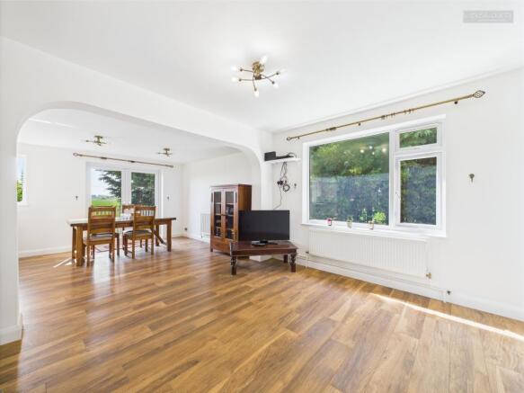 Living Room/Diner