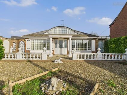 Broadway, Crowland, Peterborough