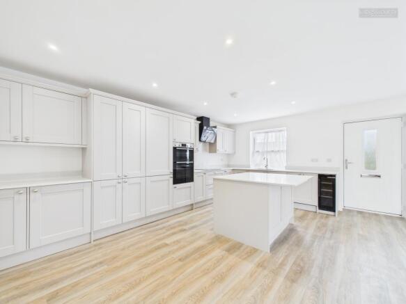 Kitchen/Living Area