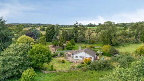 Detached Bungalow with Gardens and Countryside Views in Guist