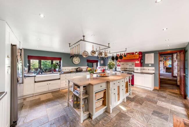LIVING DINING KITCHEN