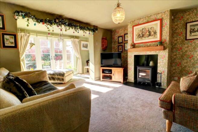 Extended Lounge