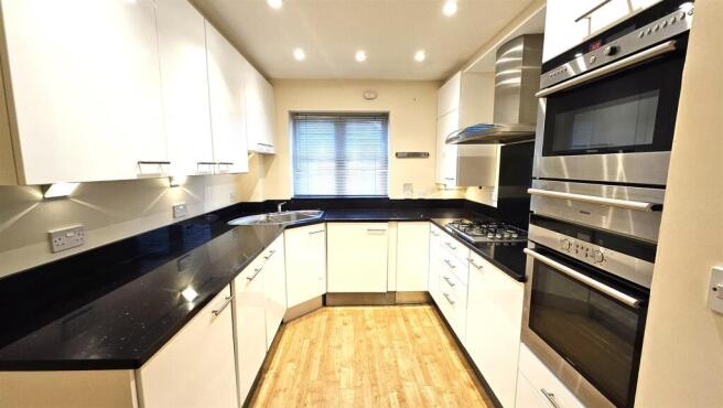 BREAKFAST KITCHEN