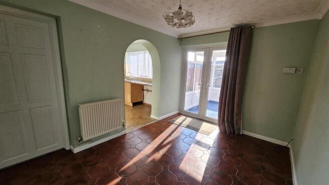 Dining Room 2.jpg