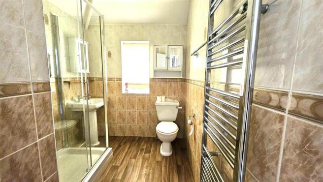 Shower Room.jpg