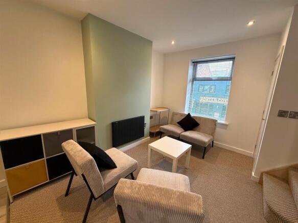 living area 2.jpg