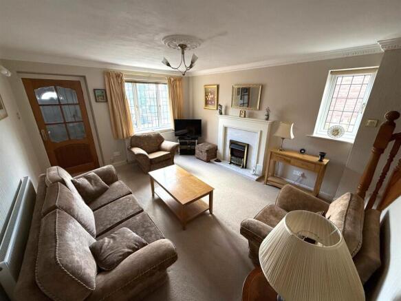 living room 1.jpg