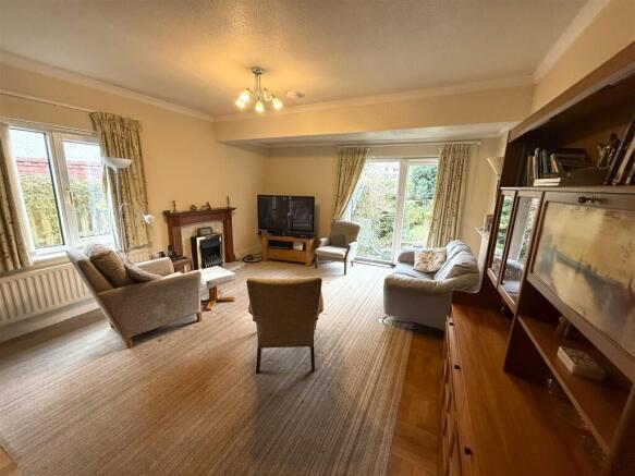 living room 1 1 .jpg