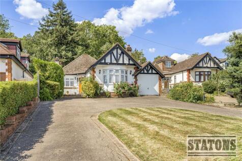 Georges Wood Road, Brookmans Park, AL9