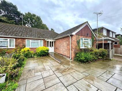 Ryelaw Road, Church Crookham, Fleet