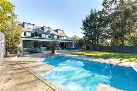 Barnet Gate Lane, Arkley, Hertfordshire, EN5