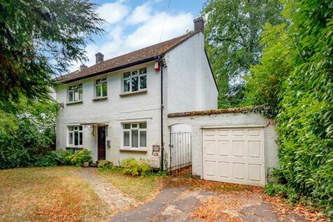 Limes Avenue, Horley, Surrey, RH6
