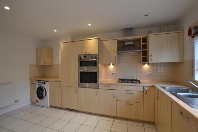 Kitchen.JPG