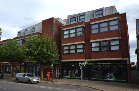 Richmond Court. Fleet Road, Fleet