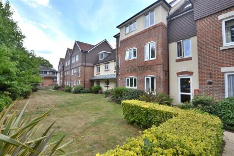 Russell Lodge, Branksomewood Road, Fleet