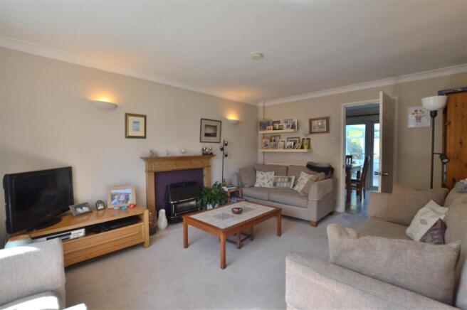 Living Room.JPG
