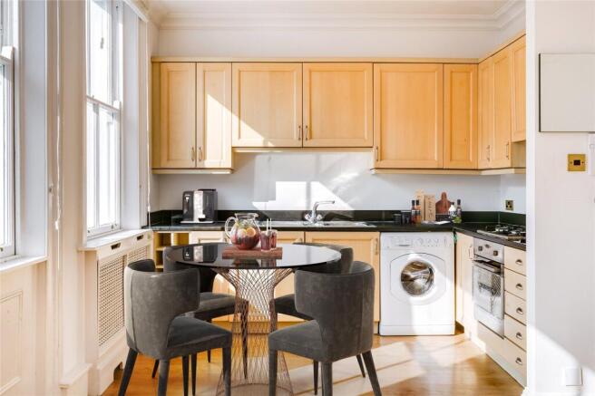 Kitchen/Dining
