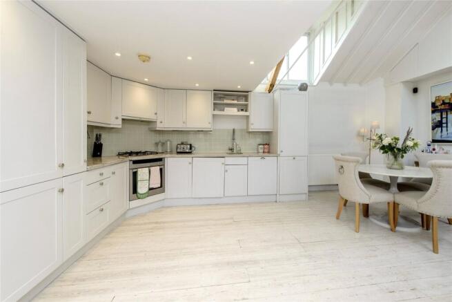 Kitchen/Dining