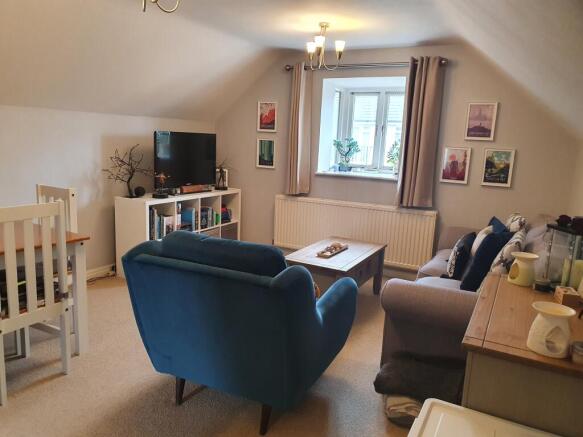 Living Room.jpg