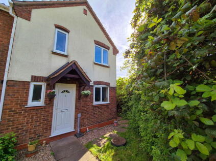 8 Duck Meadow, Lyppard Hanford, Worcester.  WR4 0HA