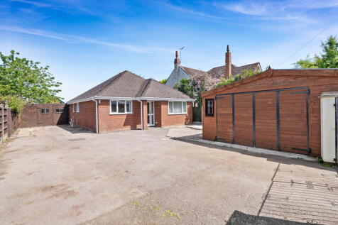 Sunnyside Bungalow, Windy Ridge, Bransford, Worcestershire. WR6 5JB