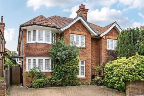 Middle Gordon Road, Camberley, Surrey