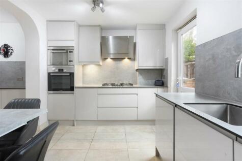 Cambridge Road, Carshalton