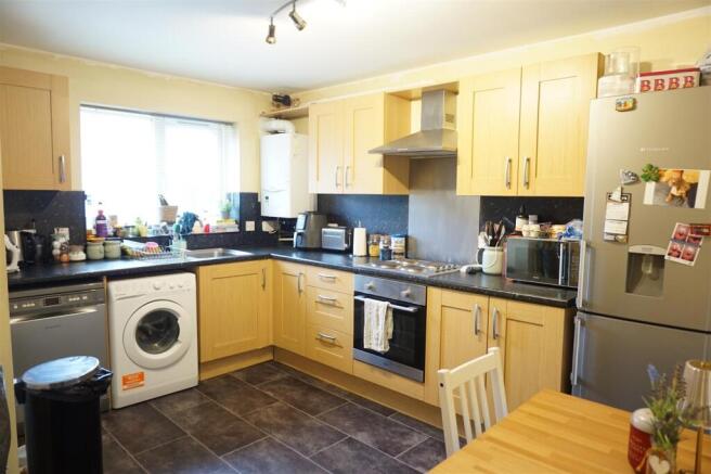 Kitchen/Dining