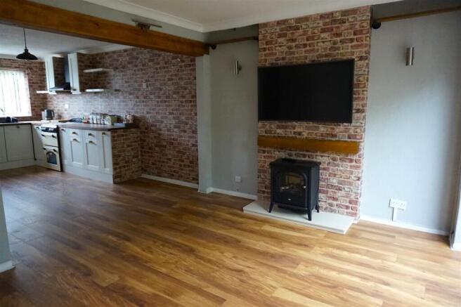 Kitchen/Lounge