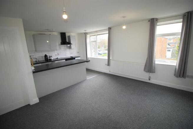 Lounge/Kitchen