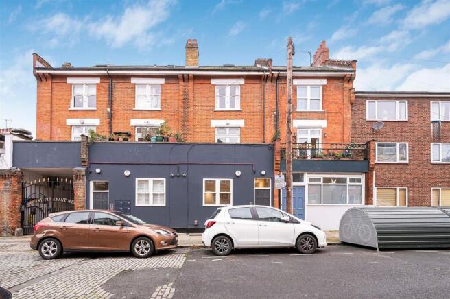 Davies_Davies_5A_Mount_Pleasant_Cres_12.JPG