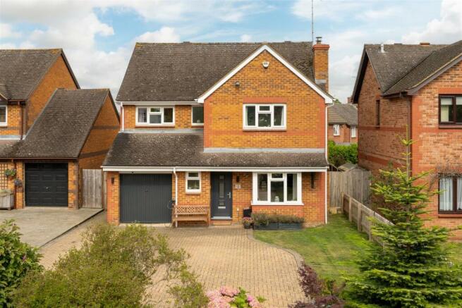 12 Elderberry Drive, Hitchin-40.jpg