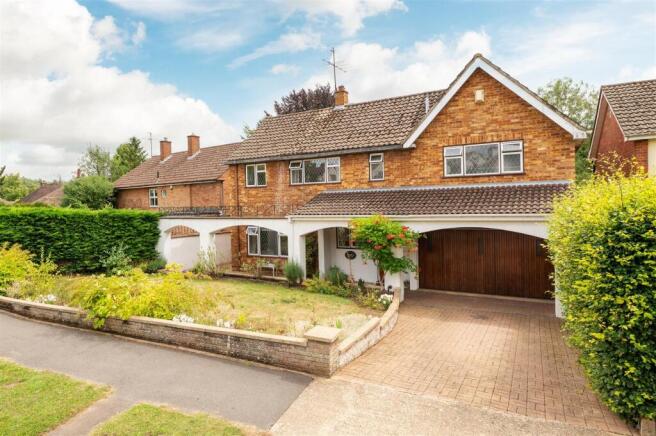 9 Cranbourne Avenue, Hitchin-38.jpg