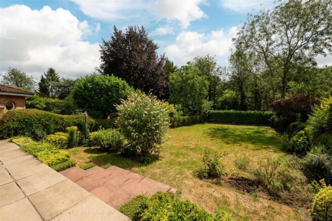 9 Cranbourne Avenue, Hitchin-12.jpg