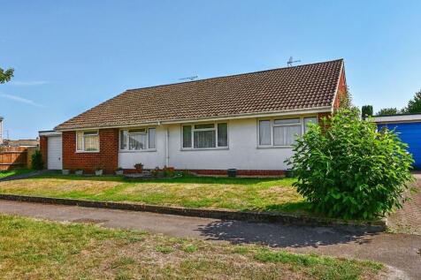 Partridge Avenue, Yateley, Hampshire, GU46