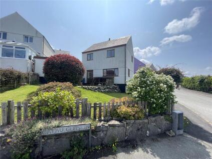 Caeau Gleision, Rhiwlas, Gwynedd, LL57