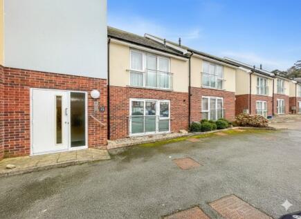 Y Bae, Bangor, Gwynedd, LL57